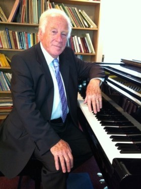 Stephen Savage